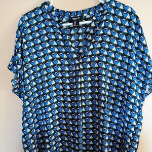 Jones & CO women's v neck top Size L